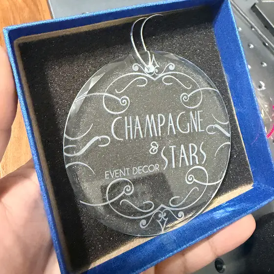 Crystal ornaments — Engraved crystal ornament set